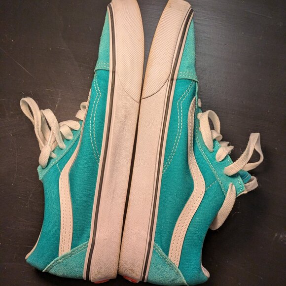Green Vans Skate Shoe, 11 - Picture 4 of 4